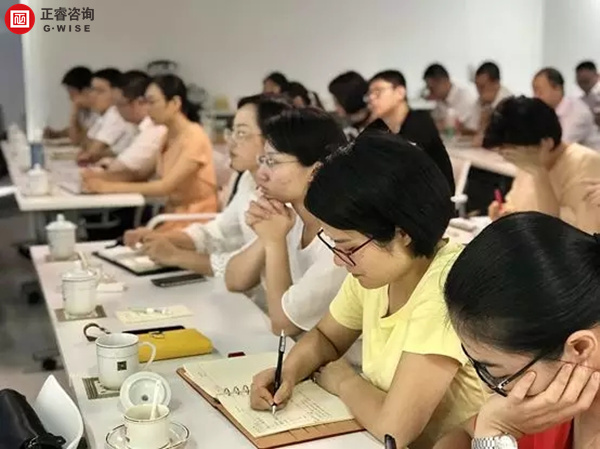 金海岸商学院《赢在中层》公开课在广州圆满举办！